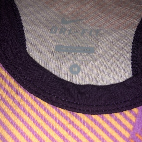 Girls’ Matching Nike Athletic Set - Picture 8 of 8